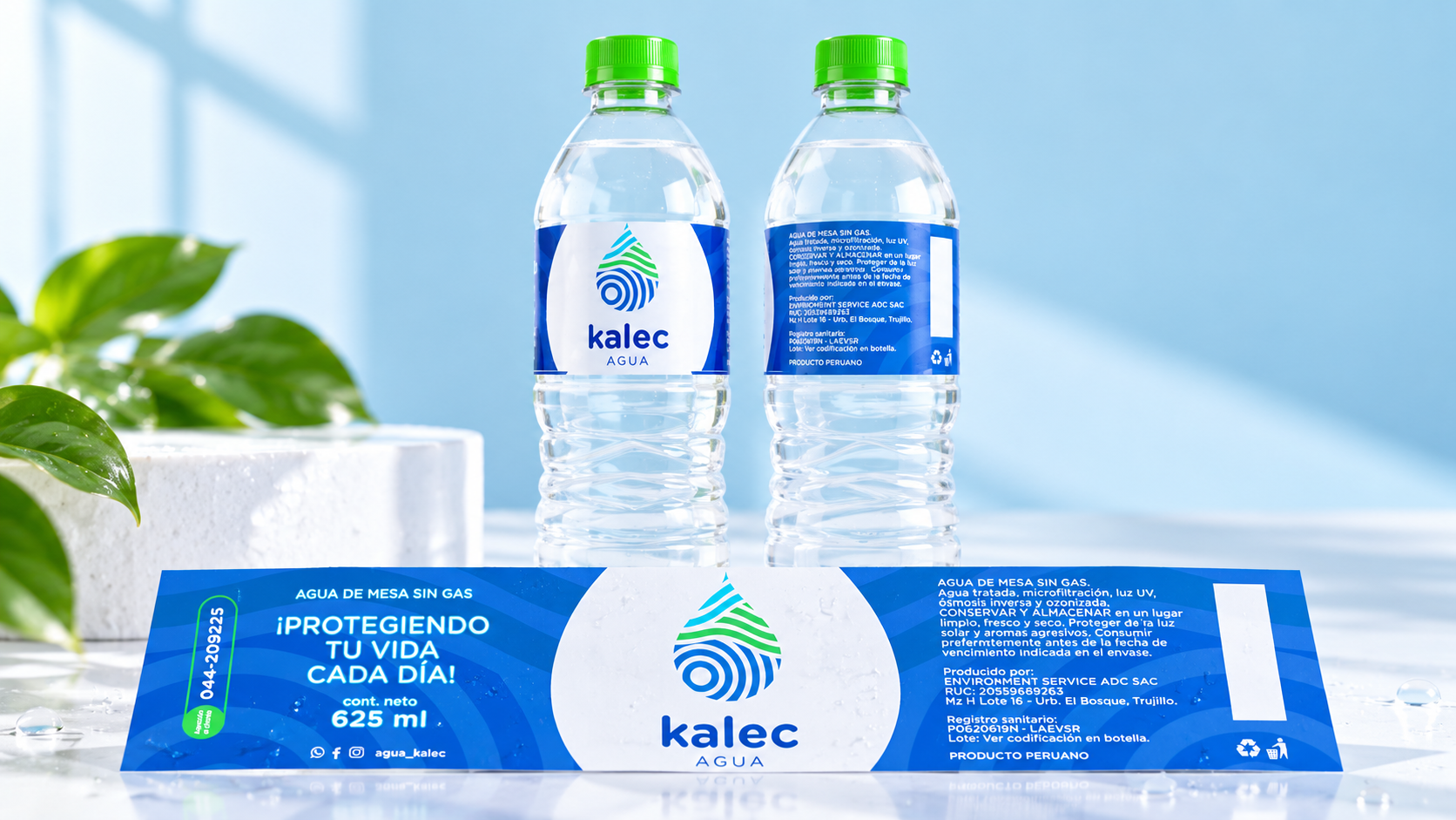 Agua Kalec  botellas y etiqueta