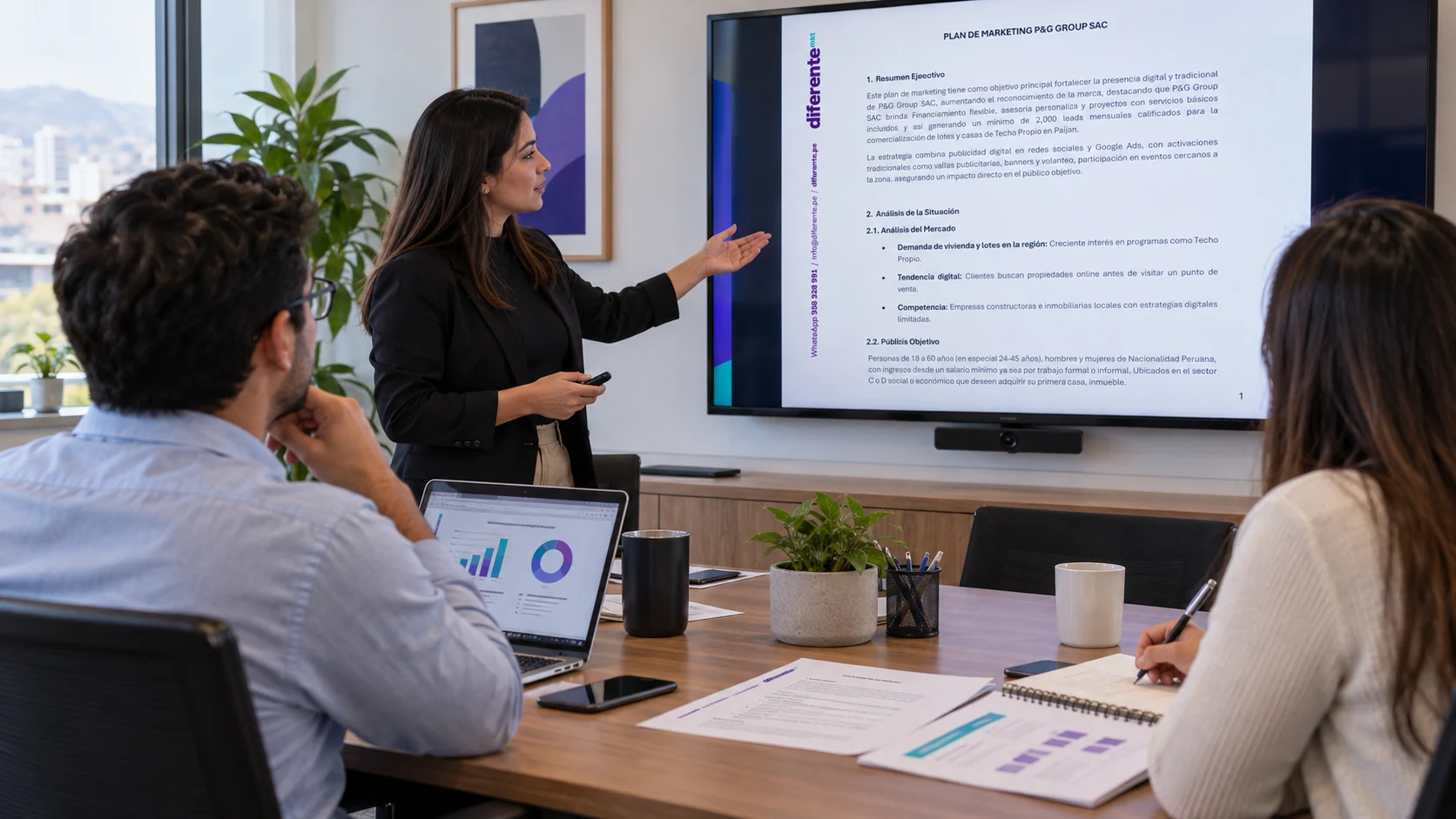 Presentación de una estrategia de marketing al equipo